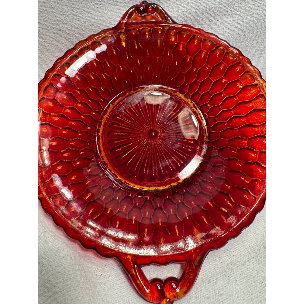 Vintage Ruby Red Amberina Glass Honeycomb Thumbprint Scalloped Handled Bowl 8.5"